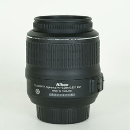 Nikon AF-S DX NIKKOR 18-55mm F3.5-5.6 G VR Nikon AF-S DX NIKKOR 18-55mm F3.5-5.6 G VR