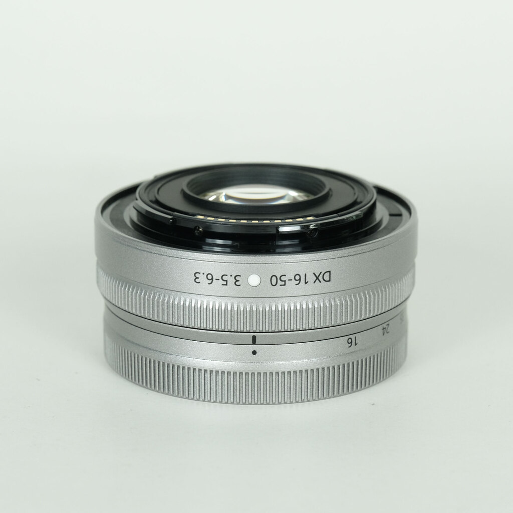 Nikon NIKKOR Z DX 16-50mm f/3.5-6.3 VR Nikon NIKKOR Z DX 16-50mm f/3.5-6.3 VR