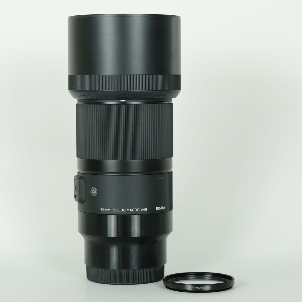 SIGMA 70mm F2.8 DG MACRO｜Art [ソニーE用]の出品 | ONE SCENE（ワン
