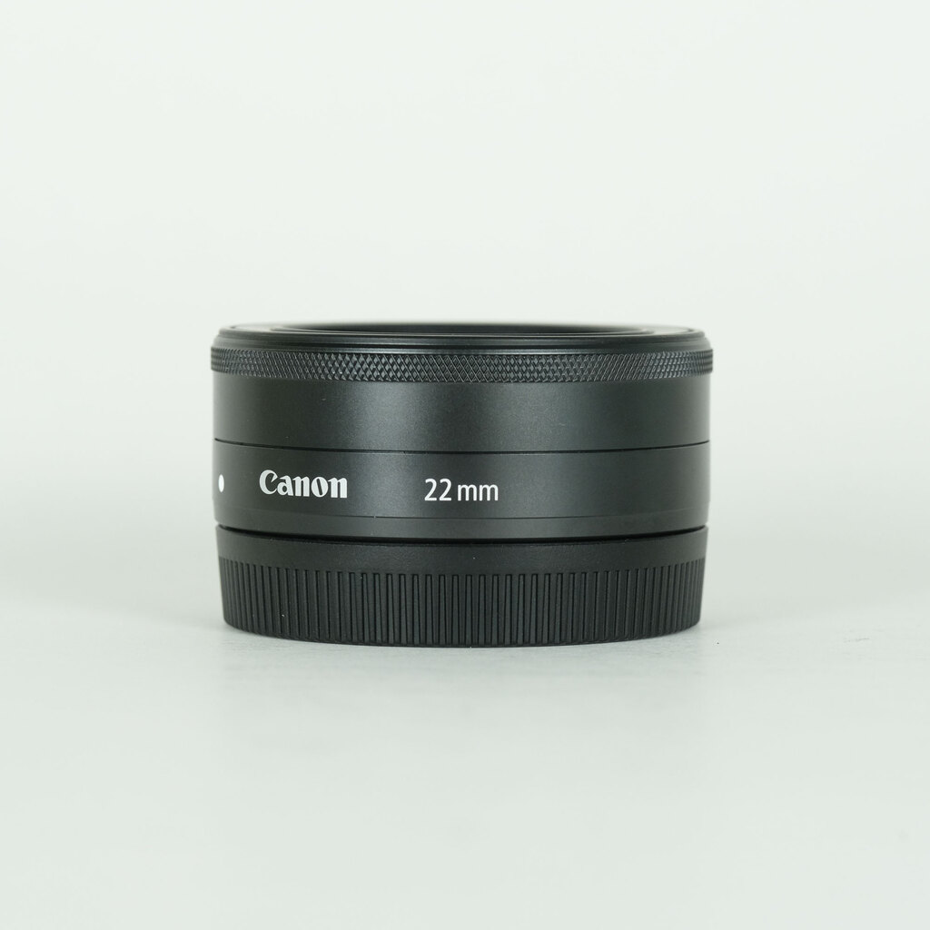 Canon EF-M22mm F2 STM