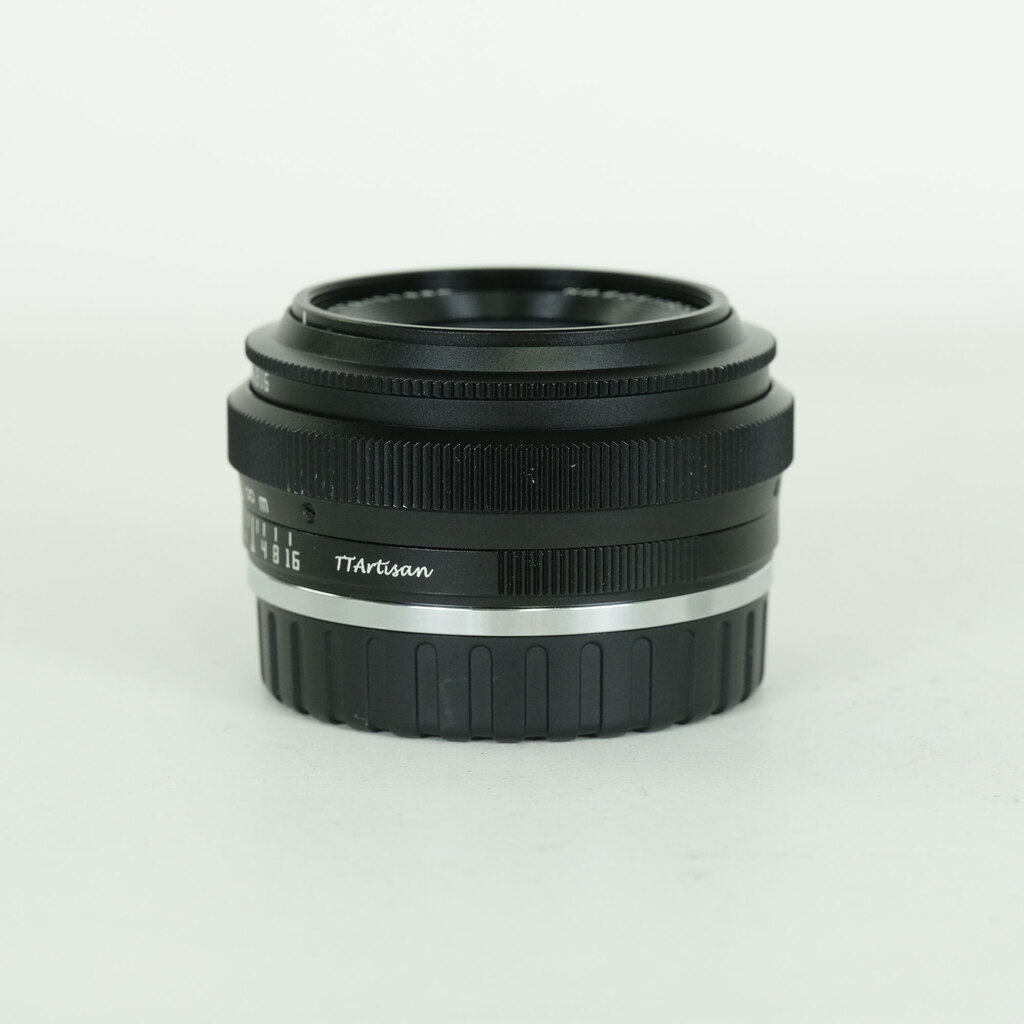 銘匠光学 TTArtisan 25mm F2 C (フジフイルムX用) ブラック 銘匠光学 TTArtisan 25mm F2 C (フジフイルムX用) ブラック
