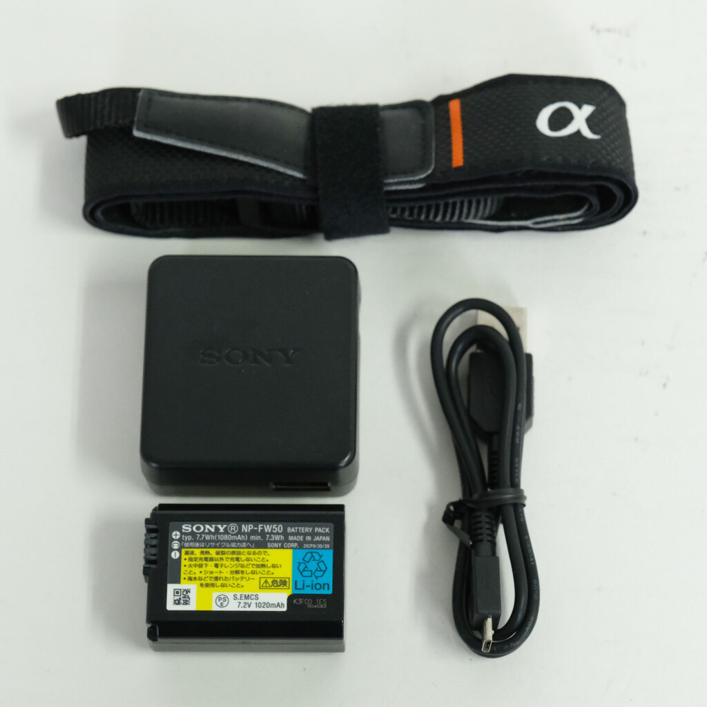 SONY α6000(ILCE-6000) SONY α6000(ILCE-6000)