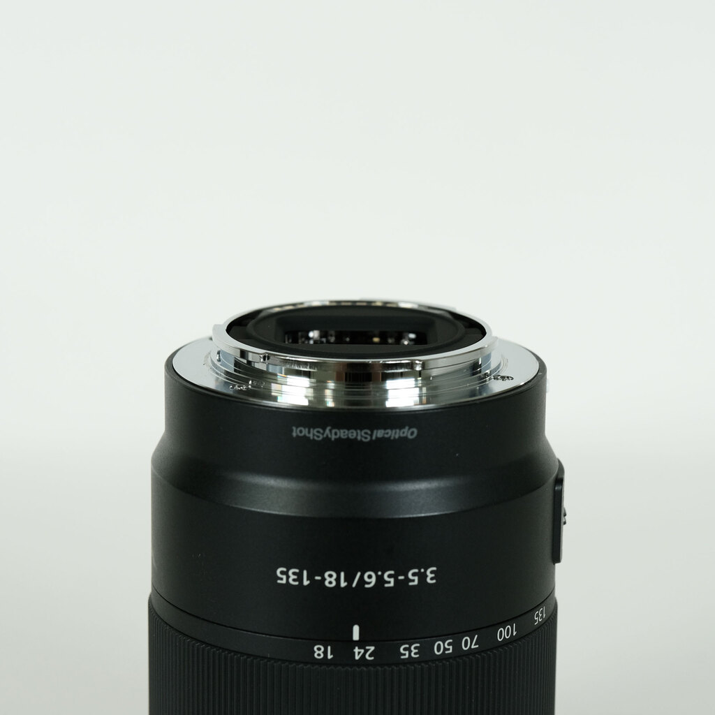 SONY E 18-135mm F3.5-5.6 OSS SEL18135 SONY E 18-135mm F3.5-5.6 OSS SEL18135