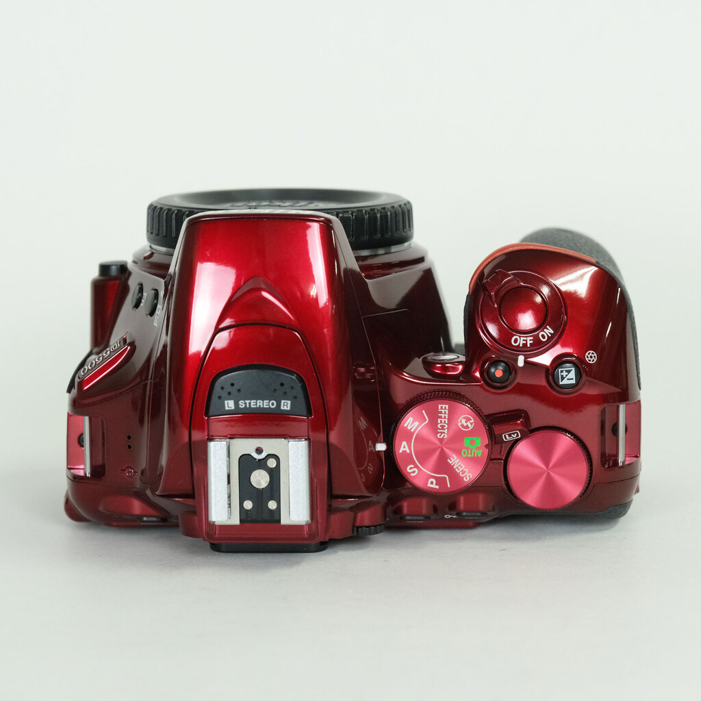 Nikon D5500 ボディ レッド