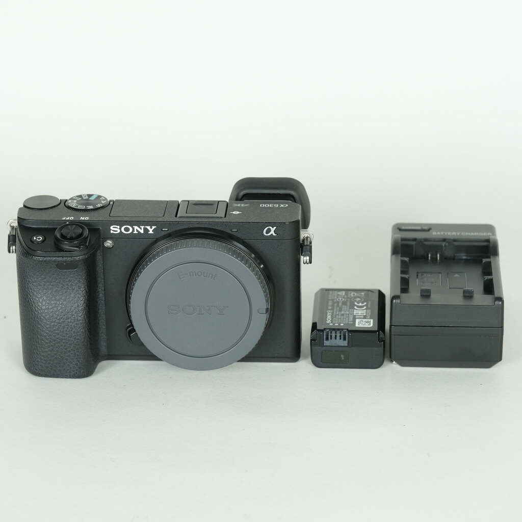 SONY α6300（ILCE-6300）の出品 | ONE SCENE（ワンシーン）