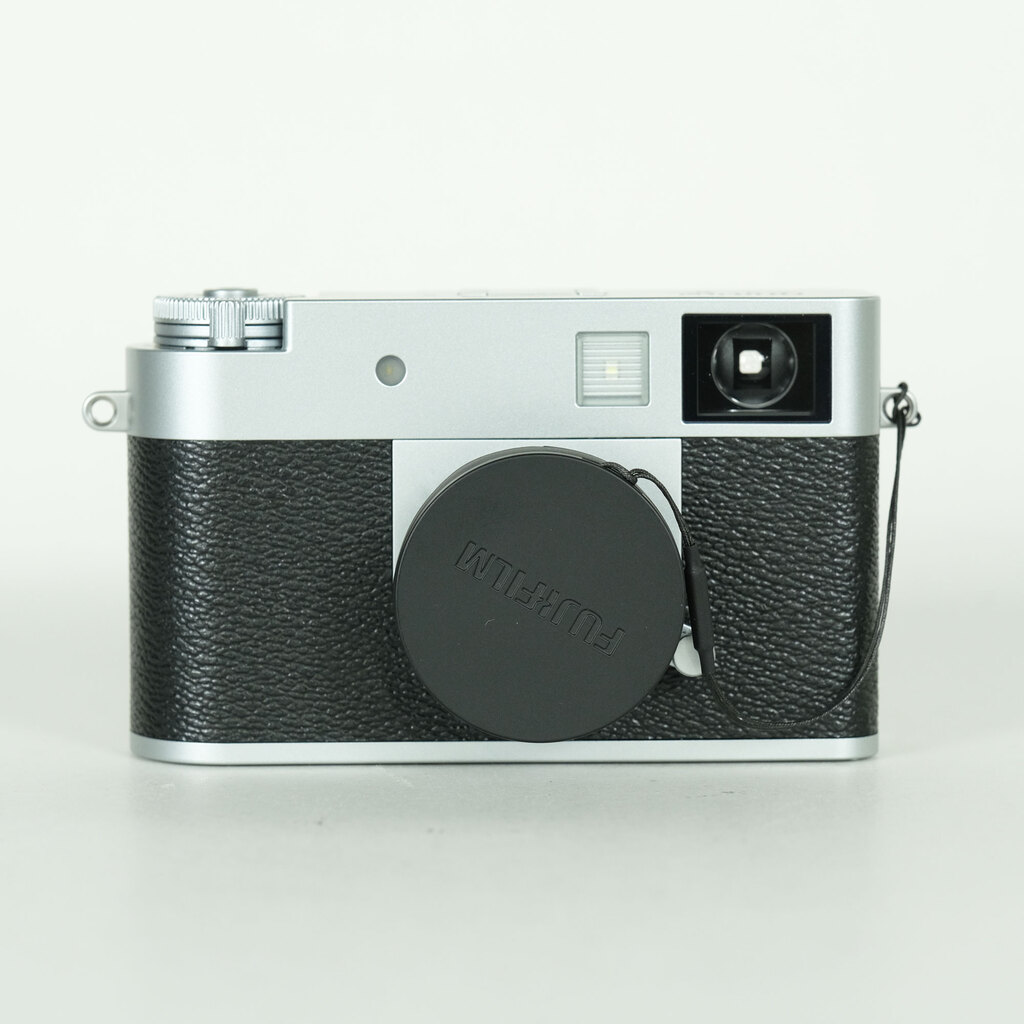 FUJIFILM X-HF1 [シルバー] 中古価格比較 - 価格.com