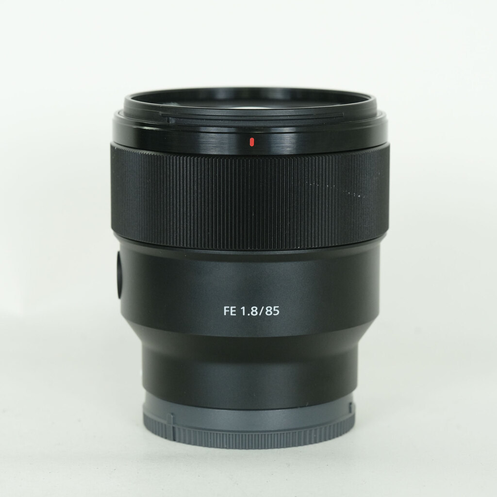 SONY FE 85mm F1.8 SEL85F18