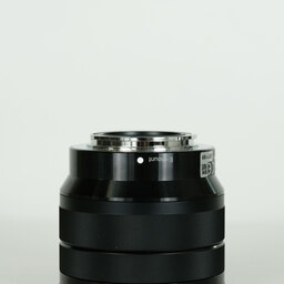 SONY E 10-18mm F4 OSS SEL1018