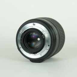 Nikon AF-S NIKKOR 35mm f/1.8G ED Nikon AF-S NIKKOR 35mm f/1.8G ED