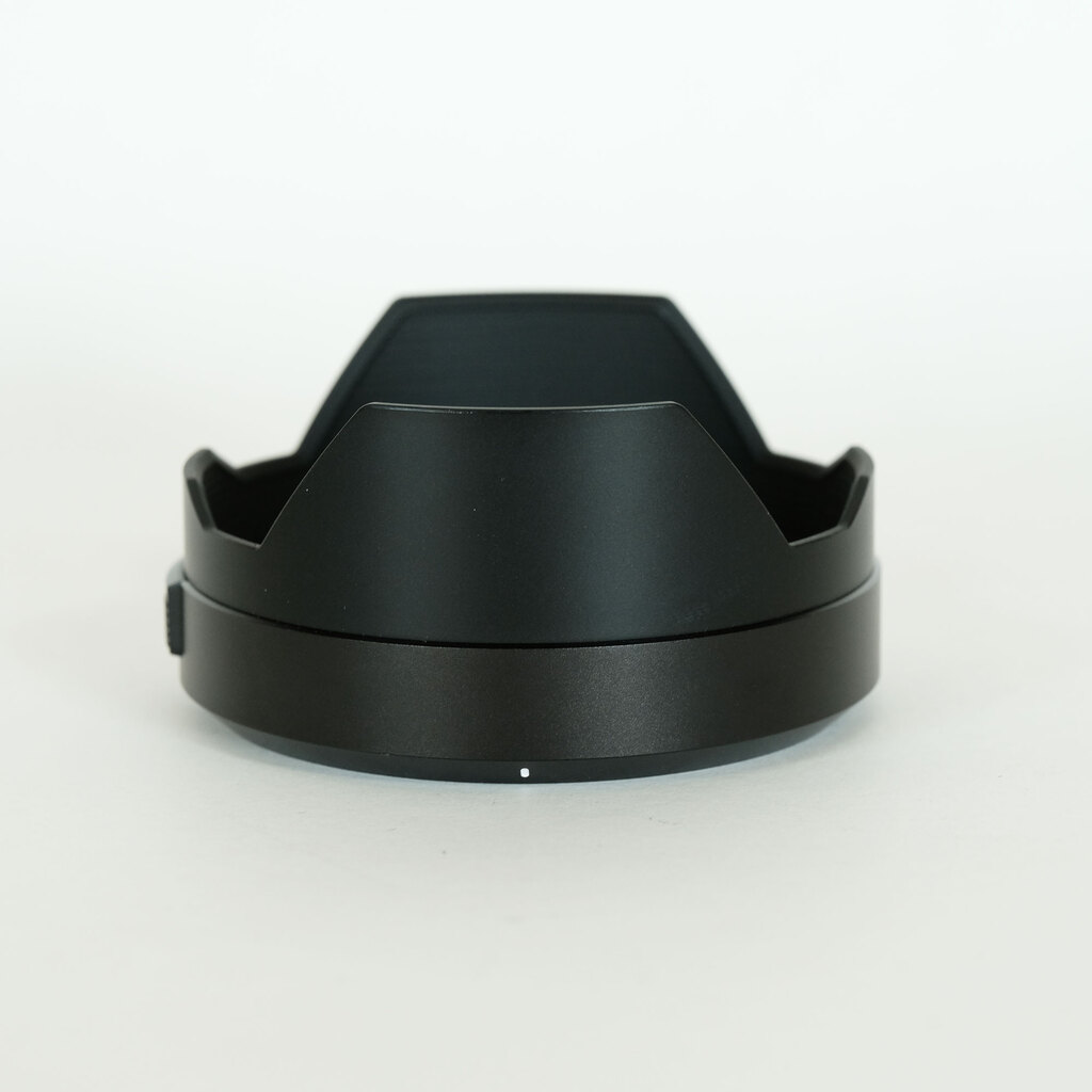 Panasonic LEICA DG VARIO-ELMARIT 12-60mm / F2.8-4.0 ASPH. / POWER O.I.S.