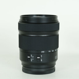 Panasonic LUMIX S 28-200mm F4-7.1 MACRO O.I.S.
