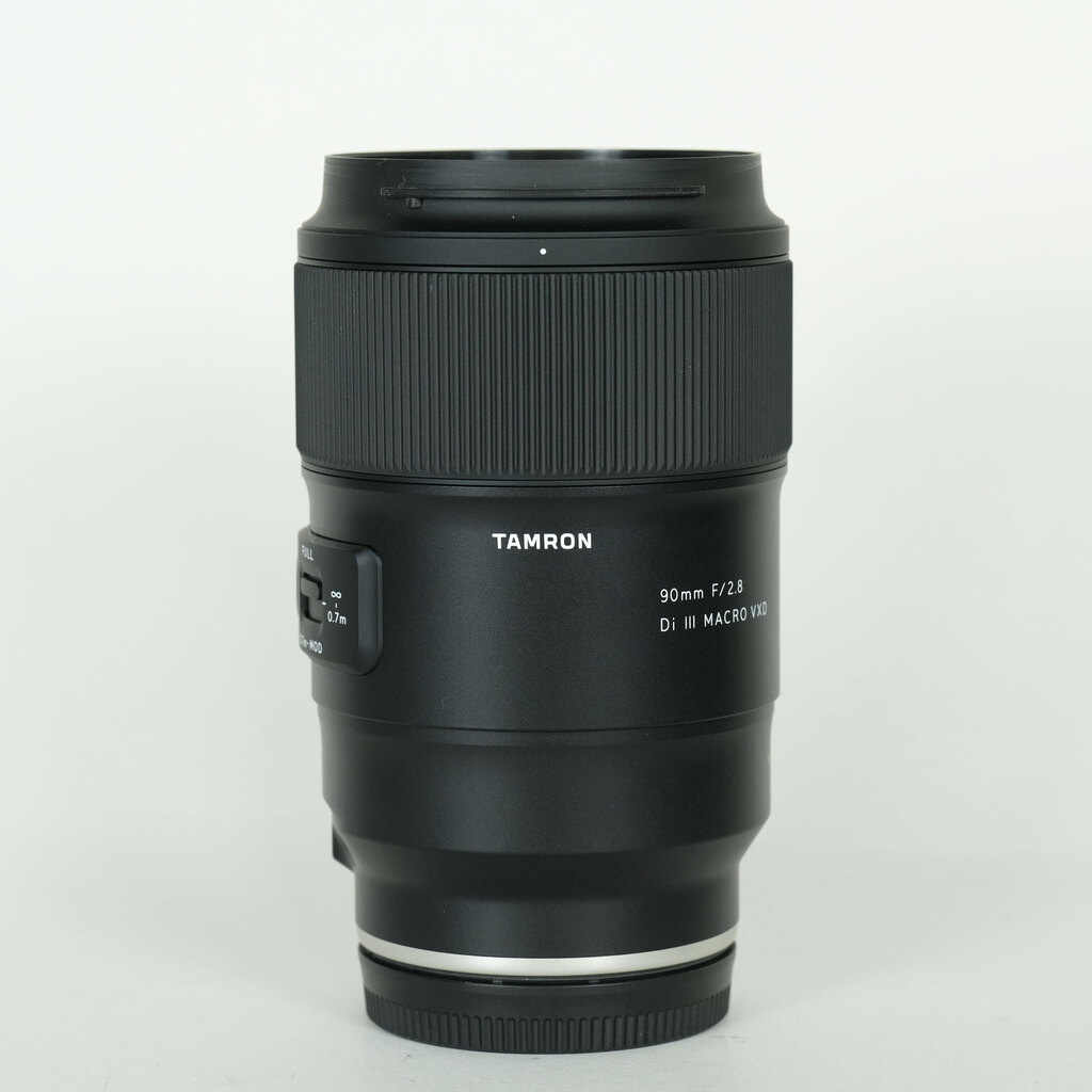 90mm F/2.8 Di III MACRO VXD (Model F072) [ソニーE用] 中古価格比較