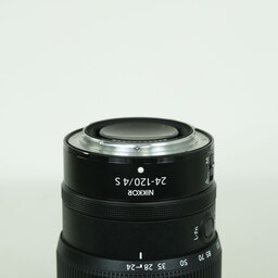 Nikon NIKKOR Z 24-120mm f/4 S Nikon NIKKOR Z 24-120mm f/4 S