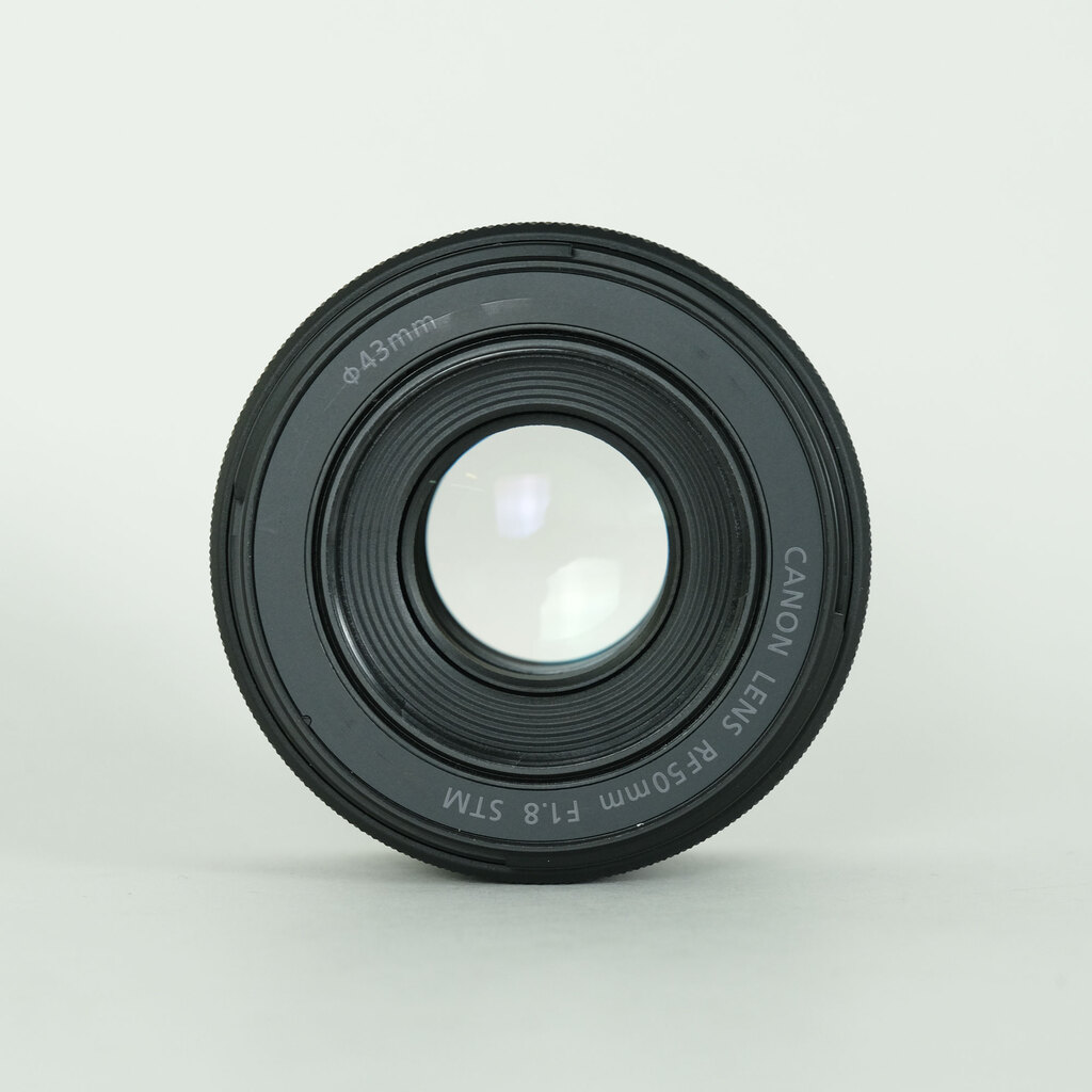 Canon RF50mm F1.8 STMの出品 | ONE SCENE（ワンシーン）