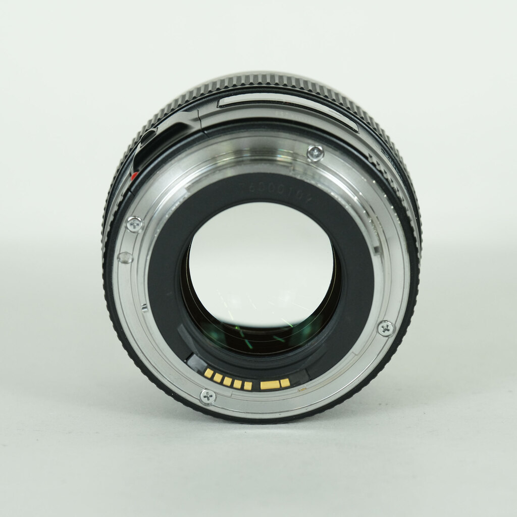 Canon EF85mm F1.8 USM Canon EF85mm F1.8 USM