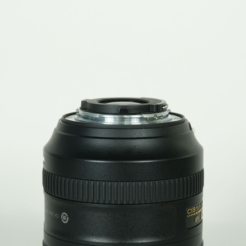 Nikon AF-S DX NIKKOR 18-300mm f/3.5-6.3G ED VRの出品 | ONE SCENE