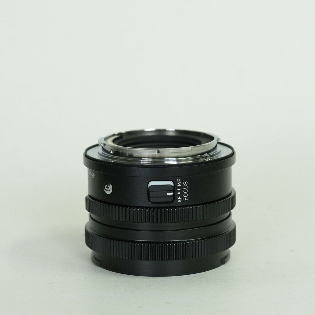 SIGMA 45mm F2.8 DG DN｜Contemporary [ライカL用]