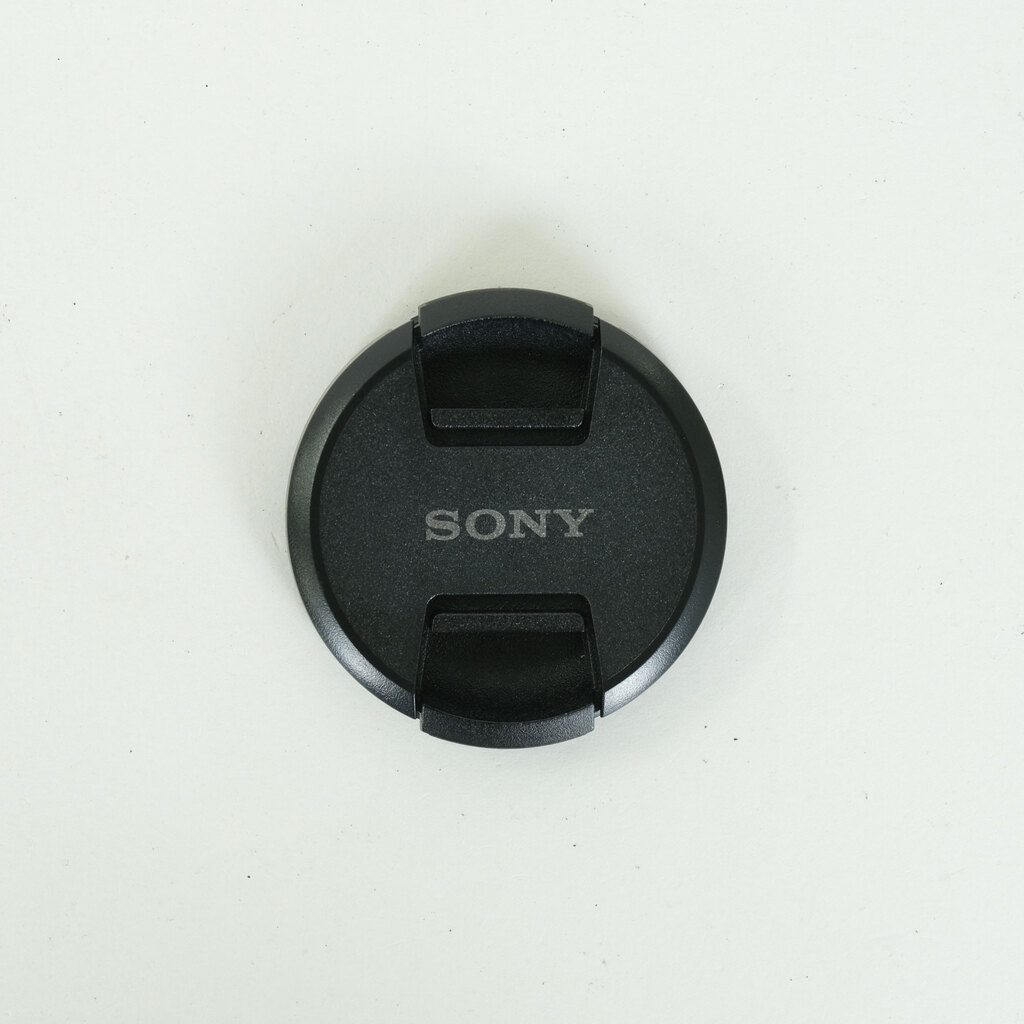 SONY E 35mm F1.8 OSS SEL35F18