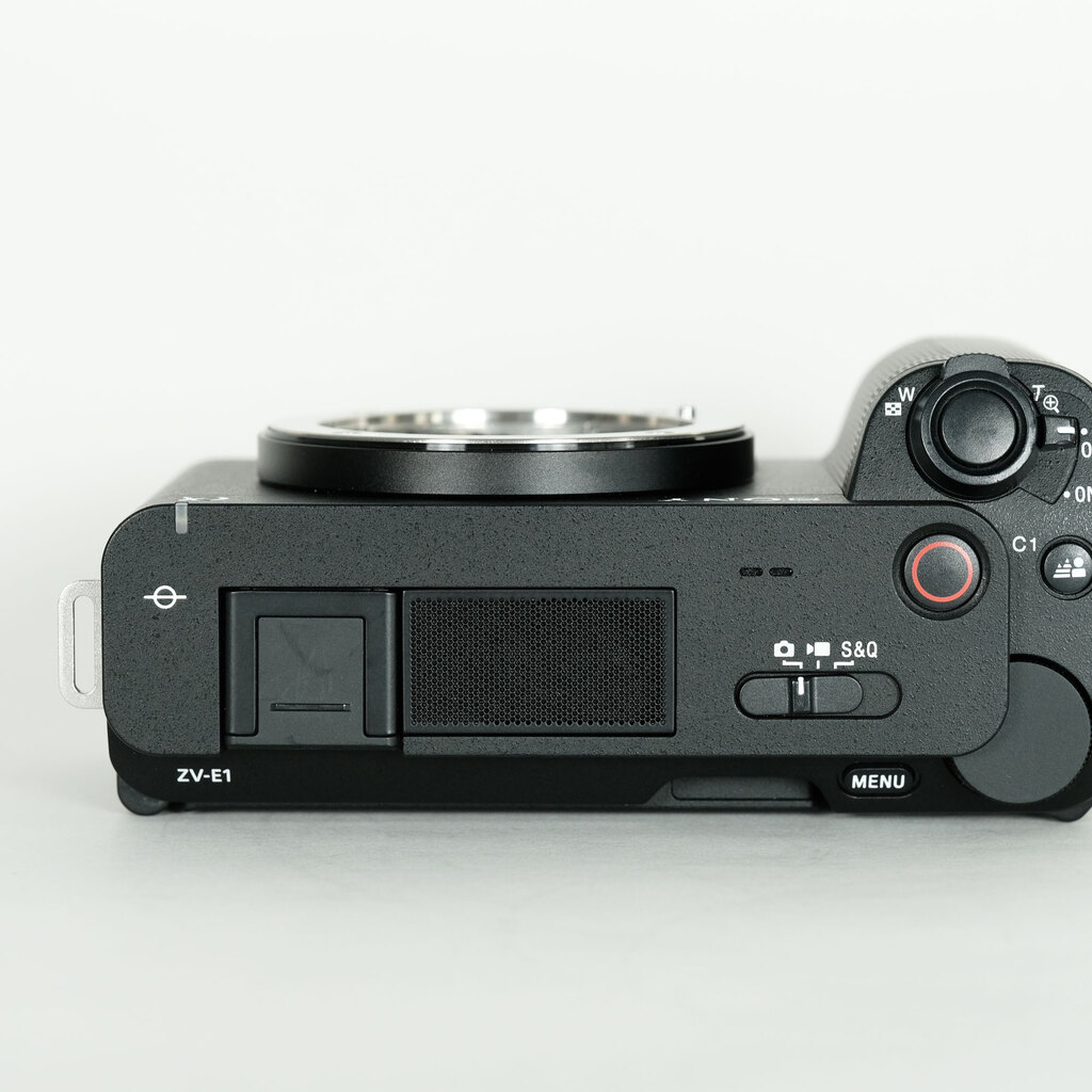 SONY VLOGCAM ZV-E1