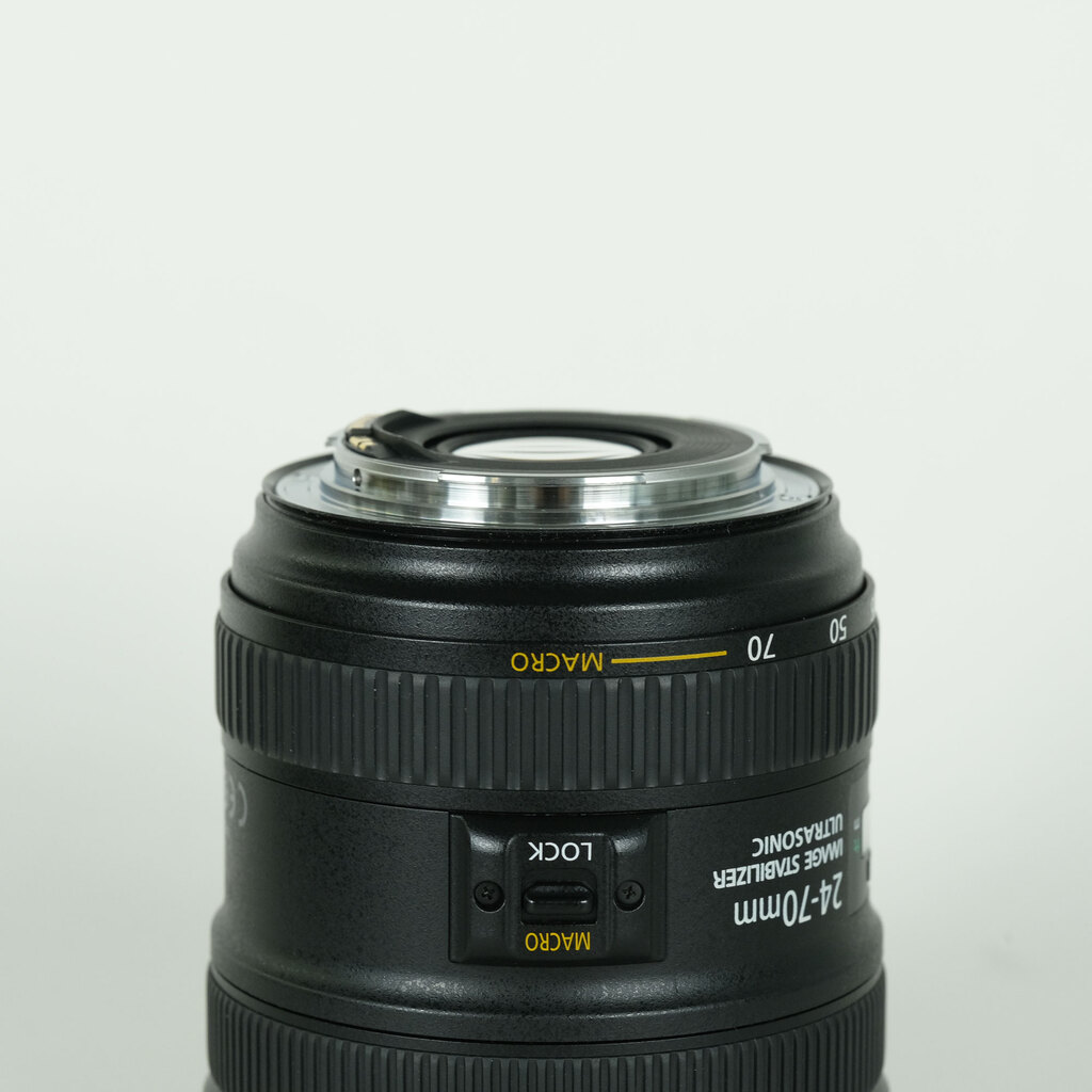 Canon EF24-70mm F4L IS USM Canon EF24-70mm F4L IS USM