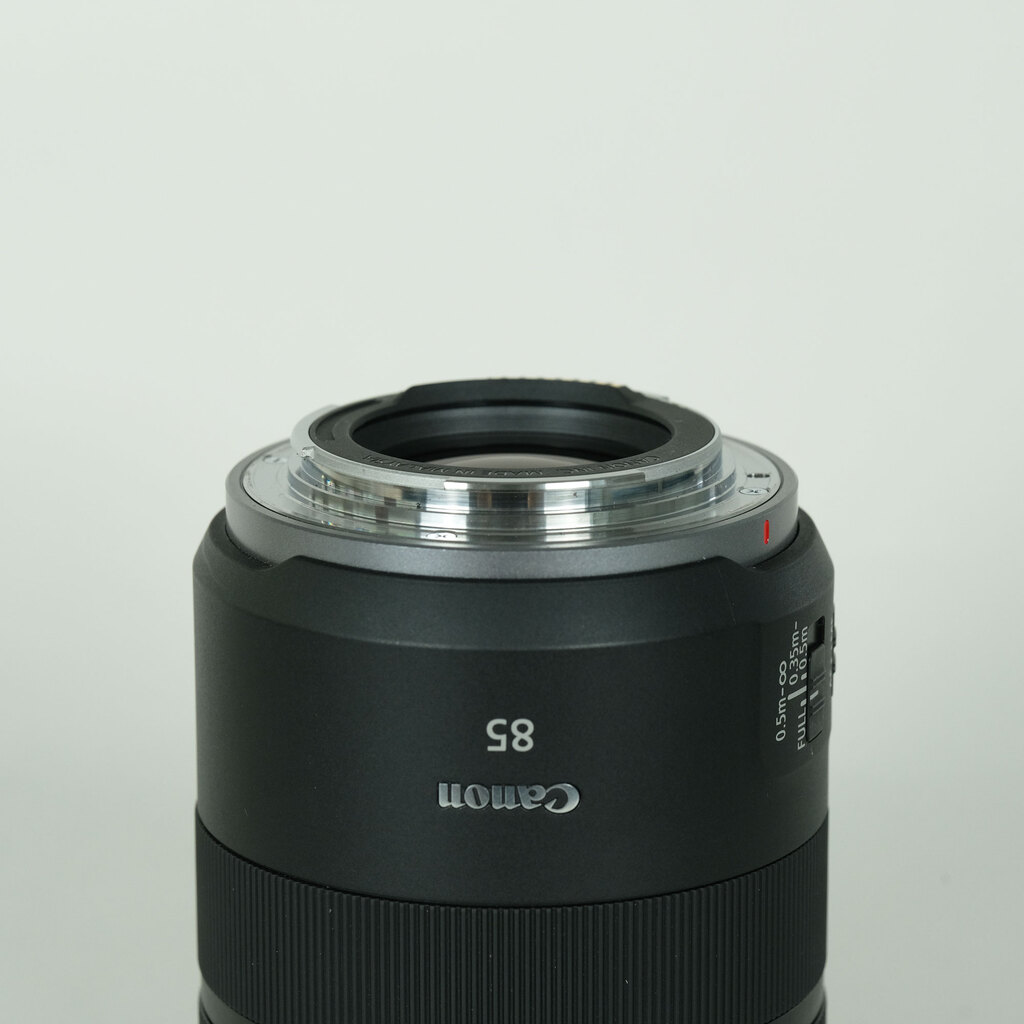 Canon RF85mm F2 MACRO IS STMの出品 | ONE SCENE（ワンシーン）