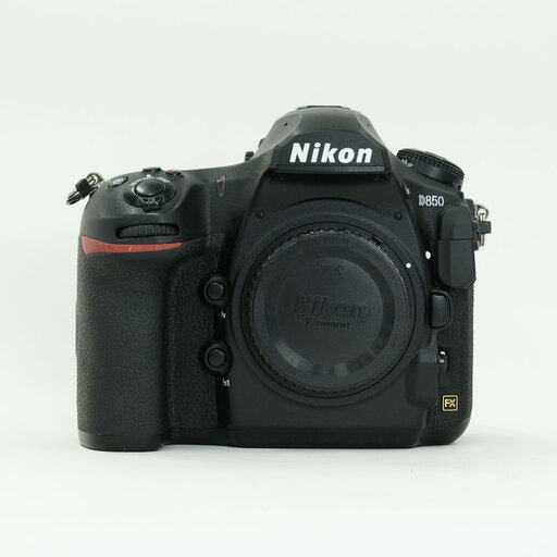 Nikon D850