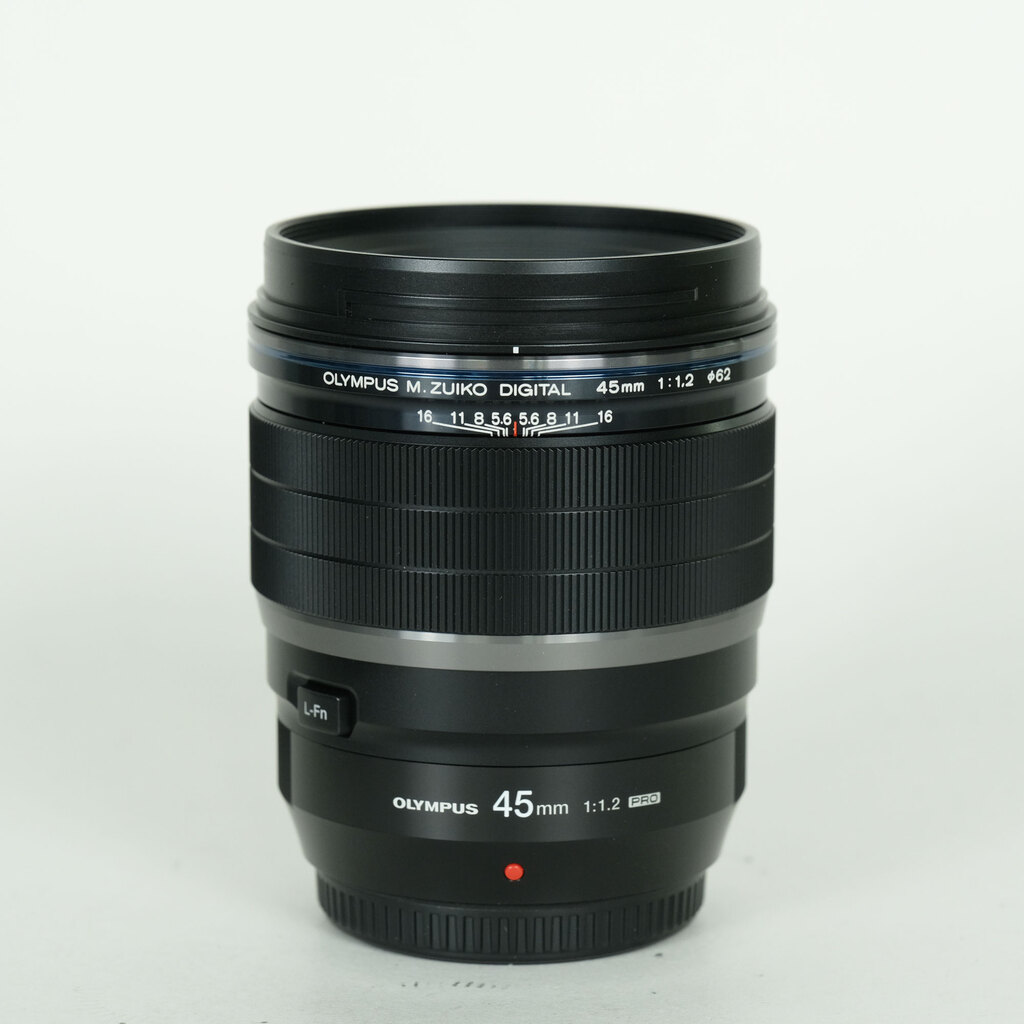 OLYMPUS M.ZUIKO DIGITAL ED 45mm F1.2 PRO OLYMPUS M.ZUIKO DIGITAL ED 45mm F1.2 PRO