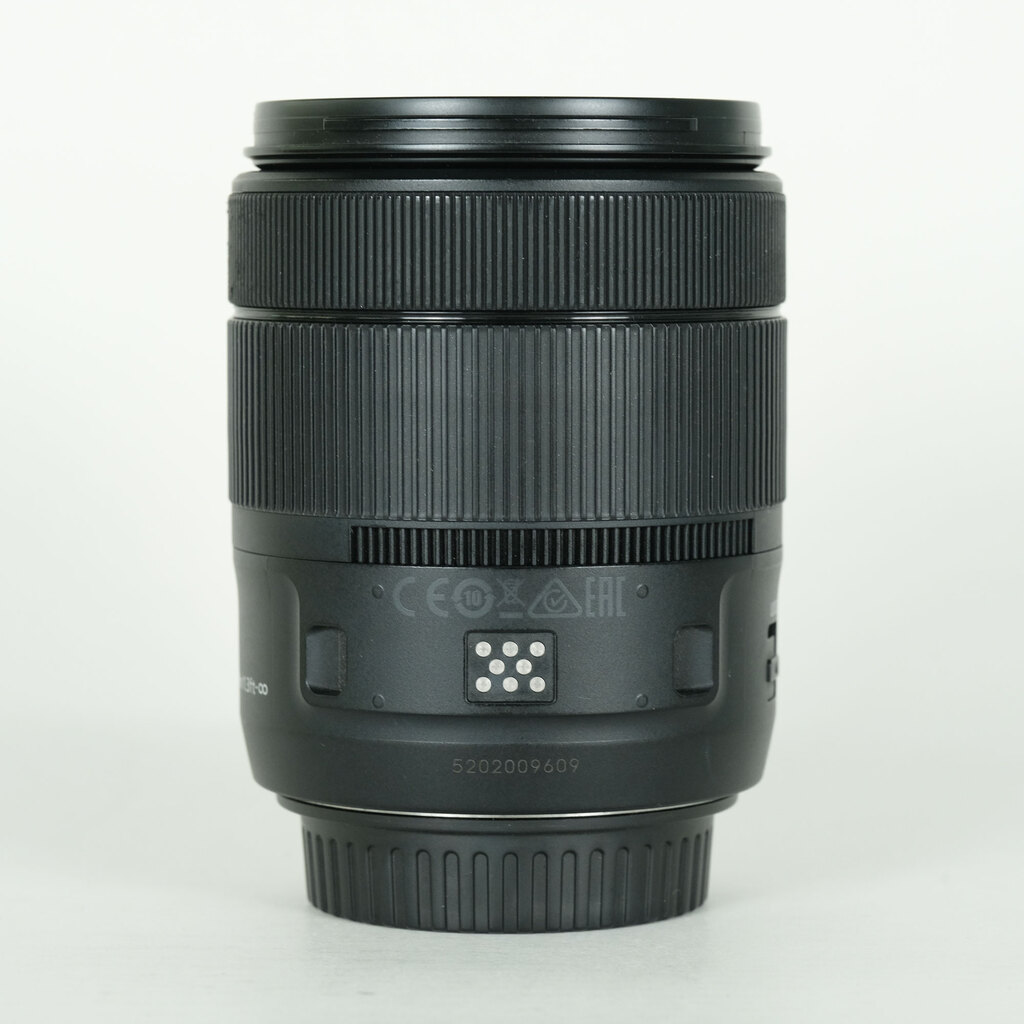 Canon EF-S18-135mm F3.5-5.6 IS USM