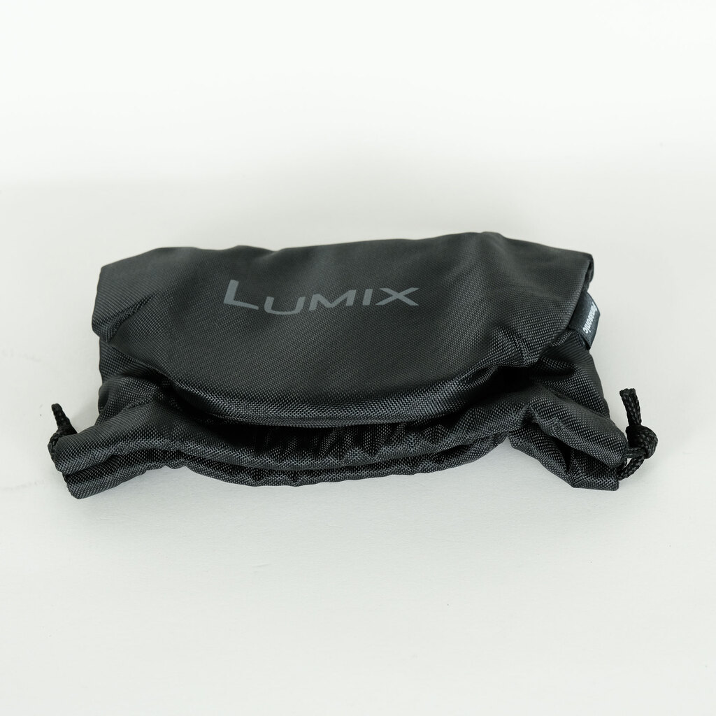 Panasonic LUMIX G VARIO 100-300mm / F4.0-5.6 II / POWER O.I.S.