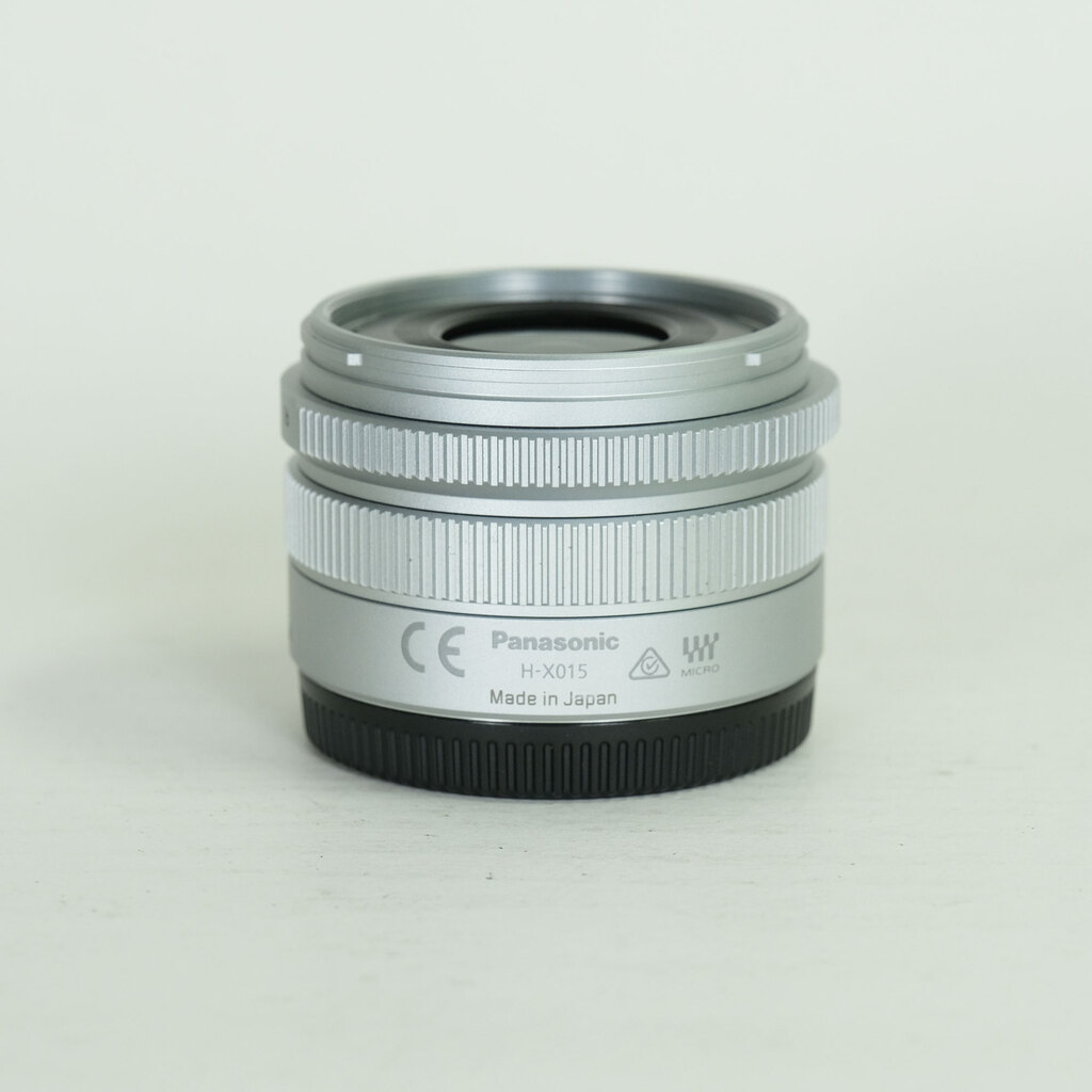 Panasonic LEICA DG SUMMILUX 15mm F1.7 ASPH. Panasonic LEICA DG SUMMILUX 15mm F1.7 ASPH.