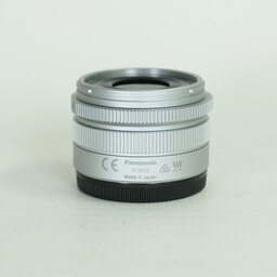 Panasonic LEICA DG SUMMILUX 15mm F1.7 ASPH. Panasonic LEICA DG SUMMILUX 15mm F1.7 ASPH.