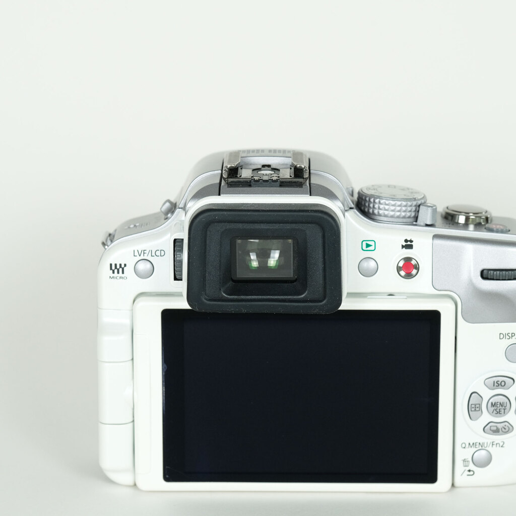 Panasonic LUMIX DMC-G3-W ボディ シェルホワイト