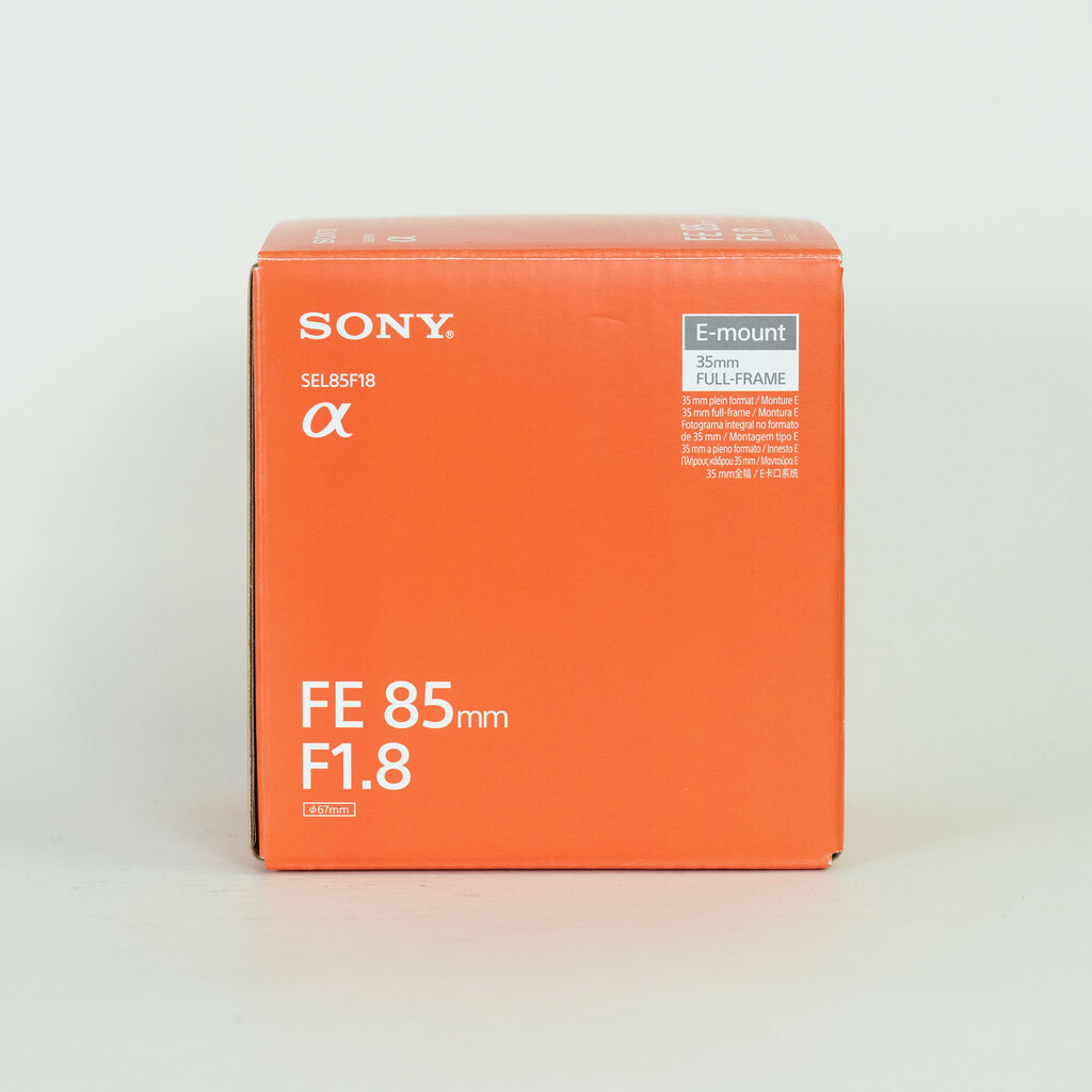 SONY FE 85mm F1.8 SEL85F18 SONY FE 85mm F1.8 SEL85F18