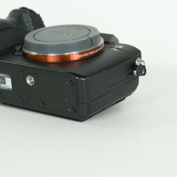 SONY α7 III(ILCE-7M3) SONY α7 III(ILCE-7M3)