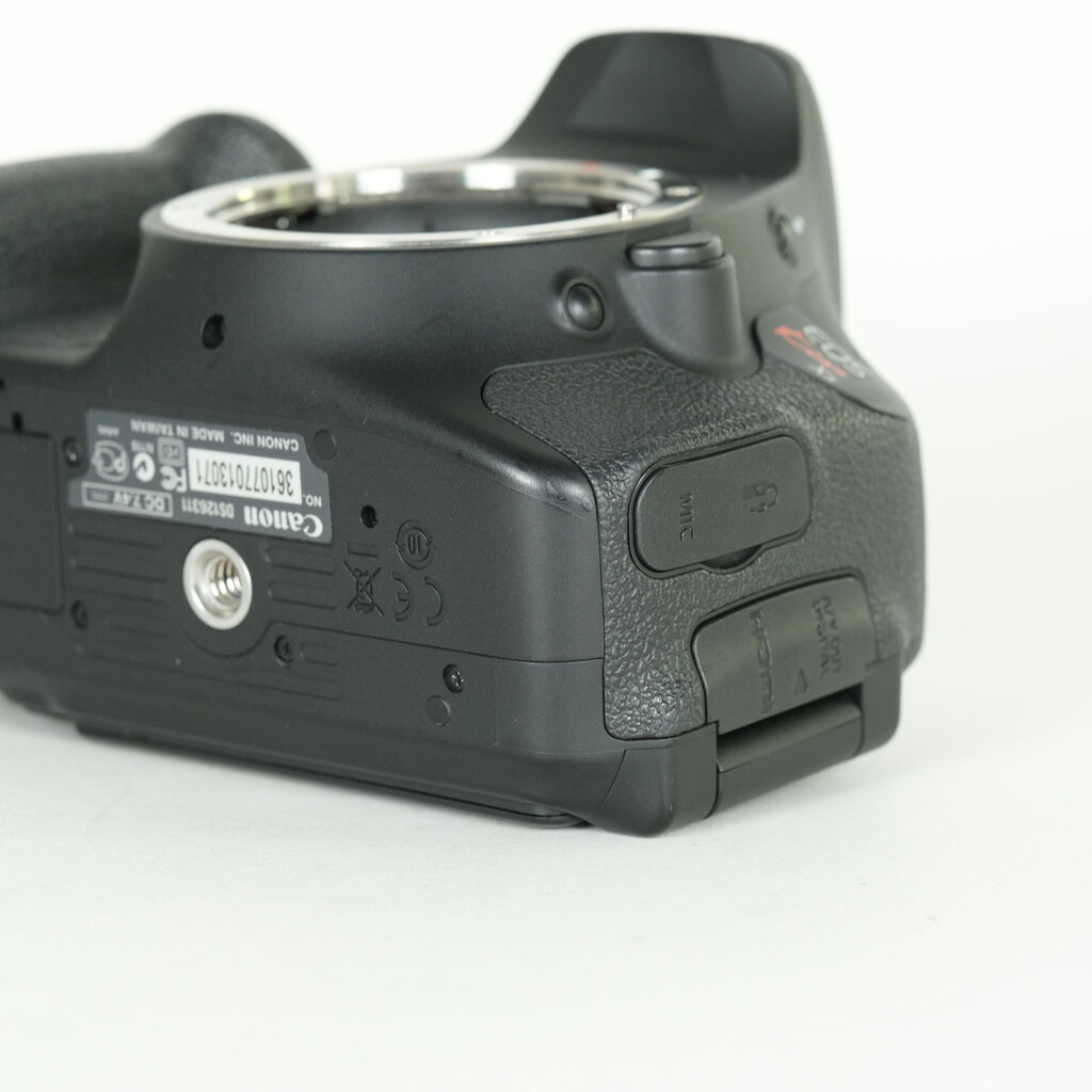 Canon EOS Kiss X5 ボディ