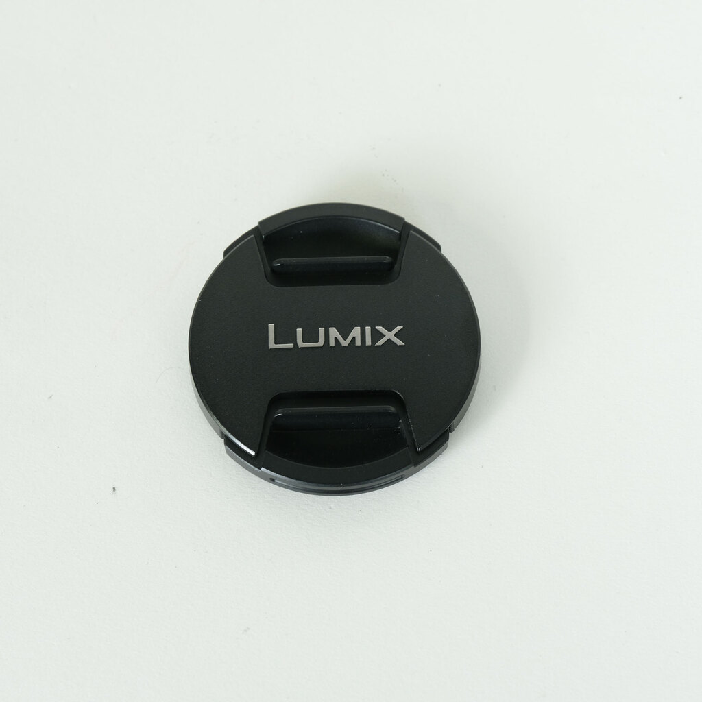 Panasonic LUMIX G VARIO 12-60mm / F3.5-5.6 ASPH. / POWER O.I.S. Panasonic LUMIX G VARIO 12-60mm / F3.5-5.6 ASPH. / POWER O.I.S.