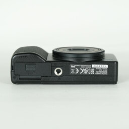 RICOH GR IV