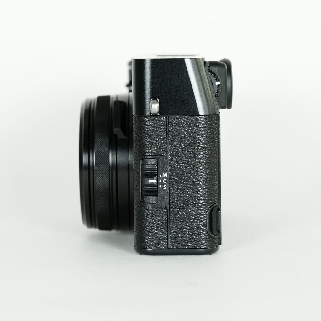 FUJIFILM X100VI