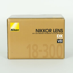 Nikon AF-S DX NIKKOR 18-300mm f/3.5-6.3G ED VR