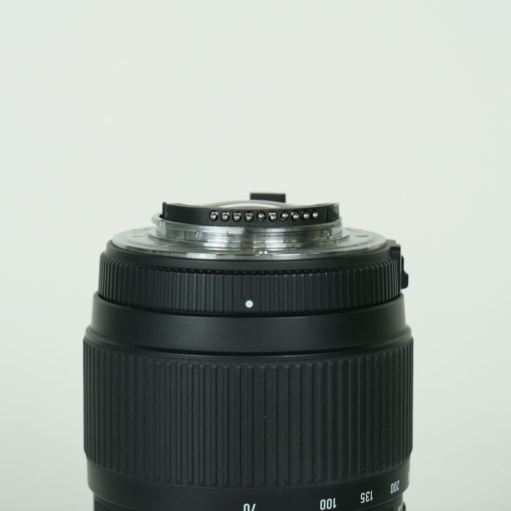 SIGMA 70-300mm F4-5.6 DG MACRO [ニコンF用]の出品 | ONE SCENE（ワン
