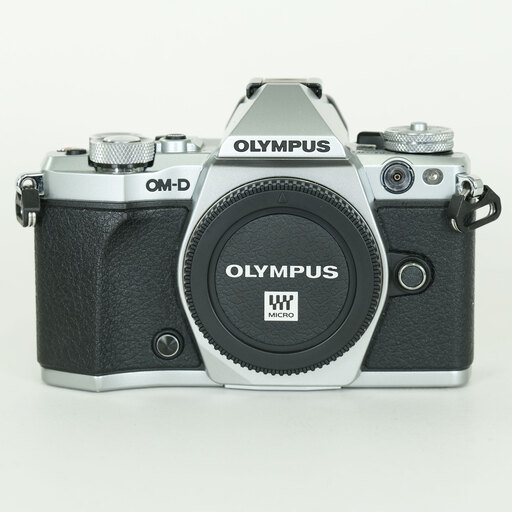 OLYMPUS OM-D E-M5 Mark II