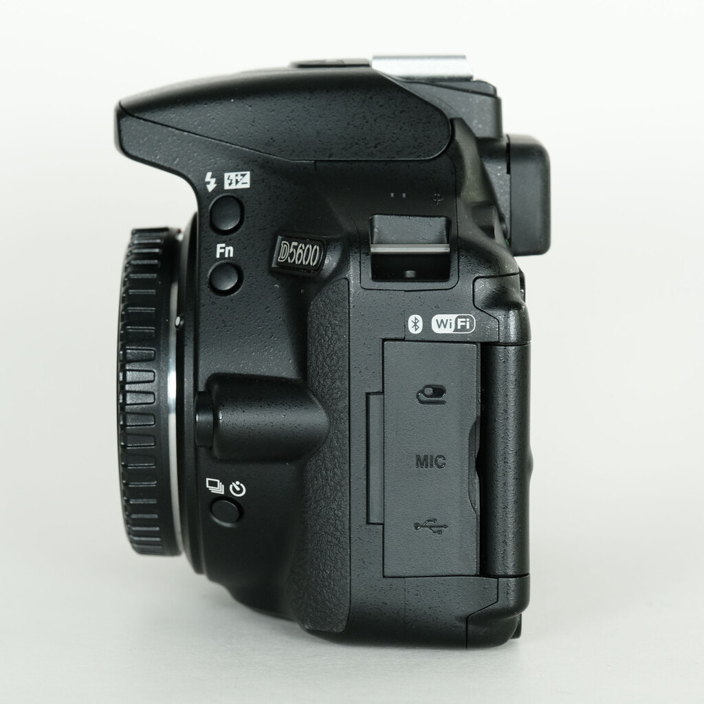 Nikon D5600