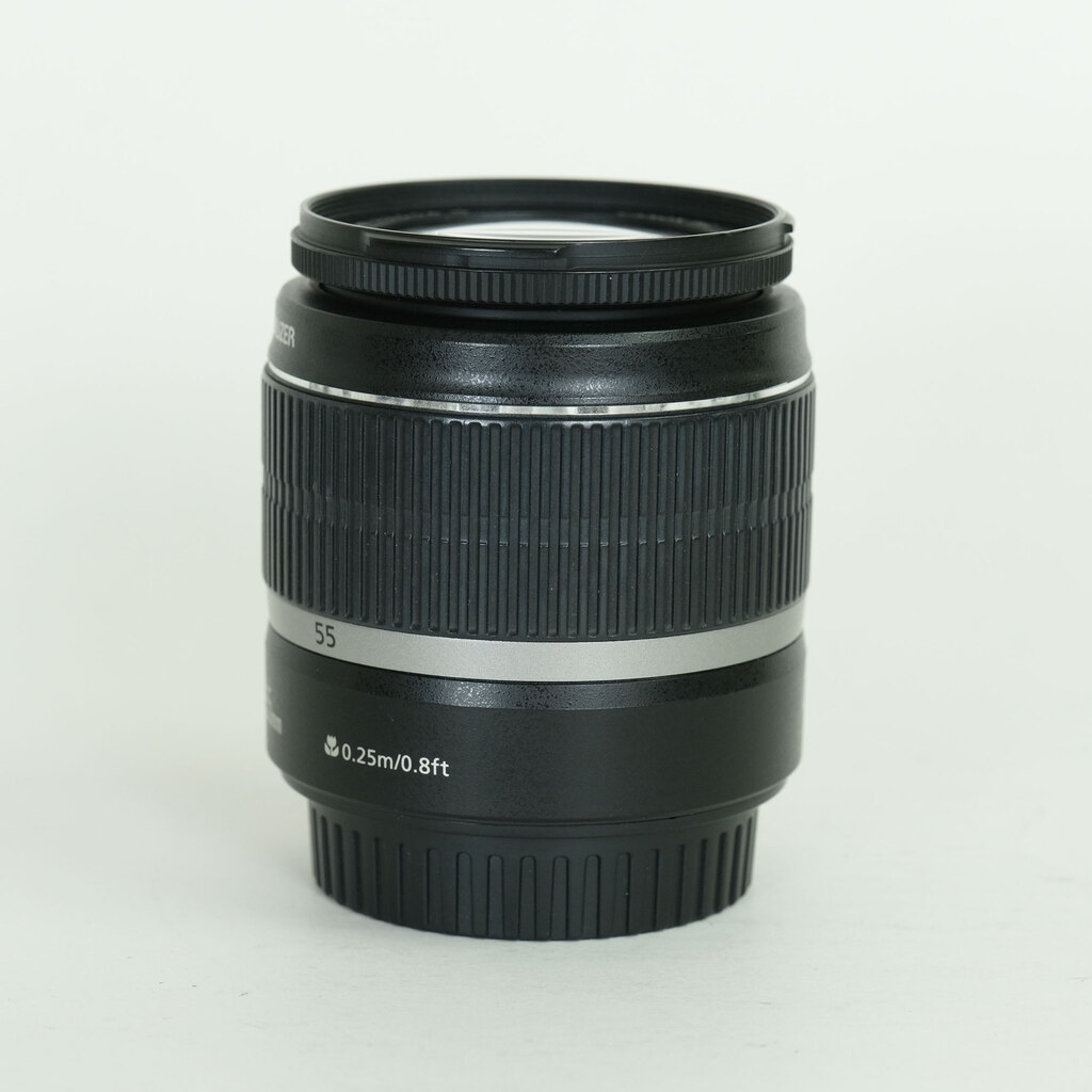 Canon EF-S18-55mm F3.5-5.6 IS
