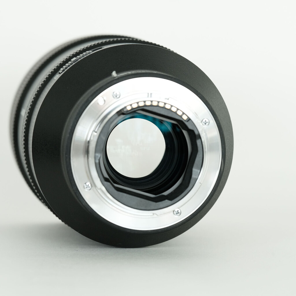 SONY FE 135mm F1.8 GM SEL135F18GM