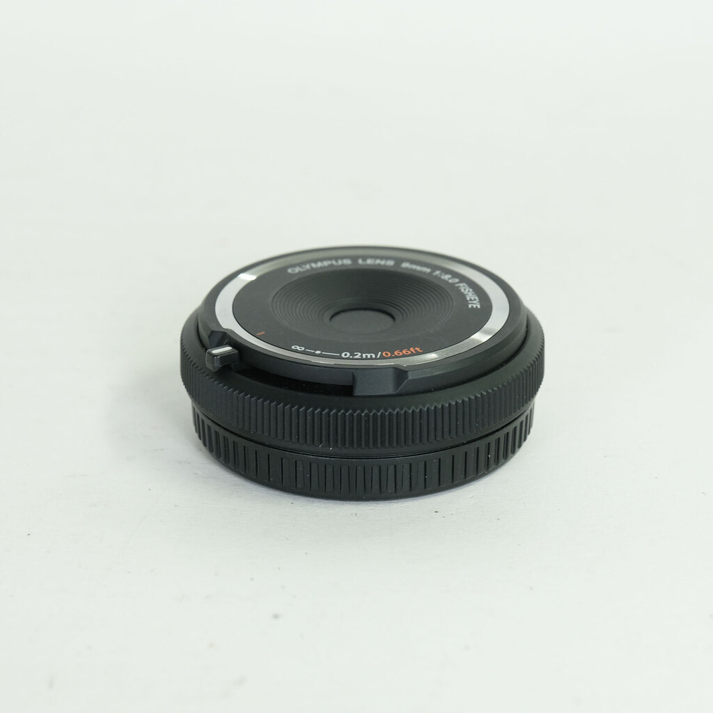 OLYMPUS フィッシュアイボディキャップレンズ（9mm Ｆ8.0 FISHEYE） BCL-0980 ブラック