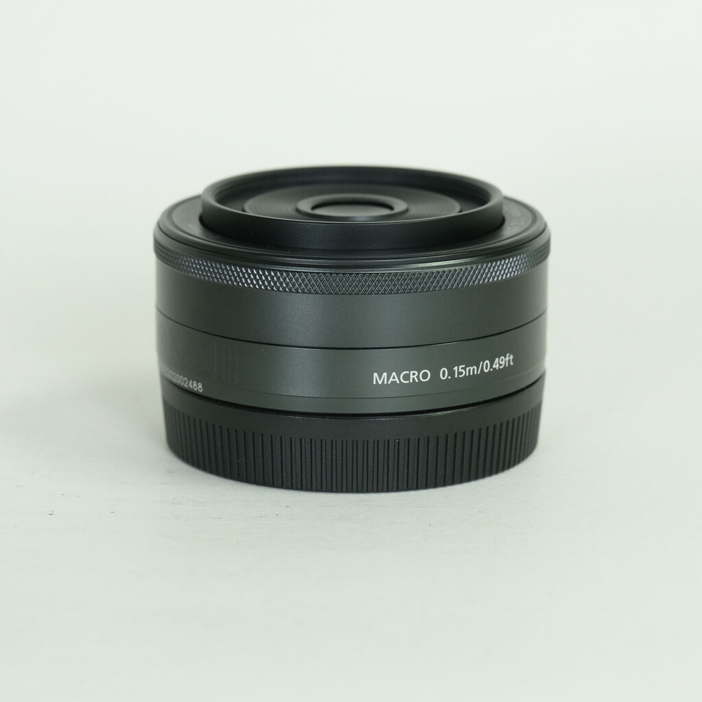 Canon EF-M22mm F2 STM