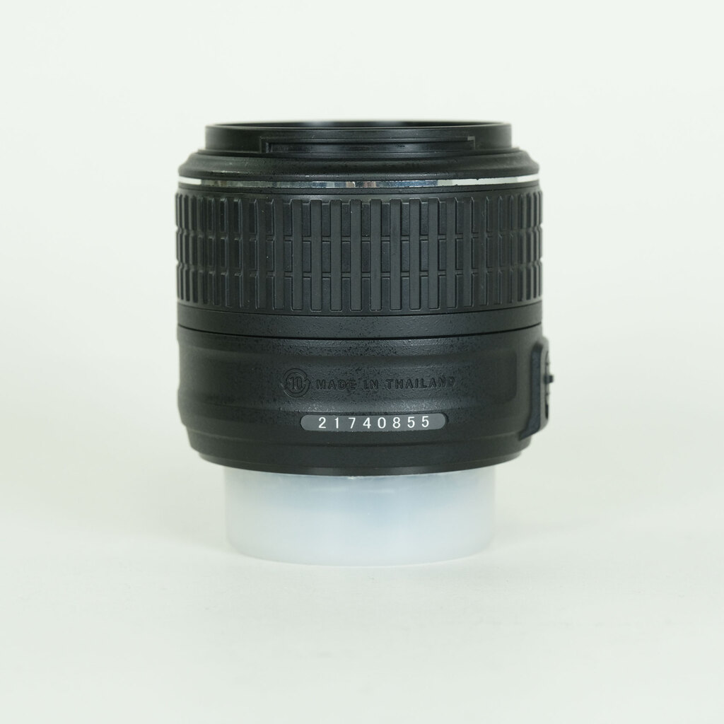 Nikon AF-S DX NIKKOR 18-55mm f3.5-5.6G VR II