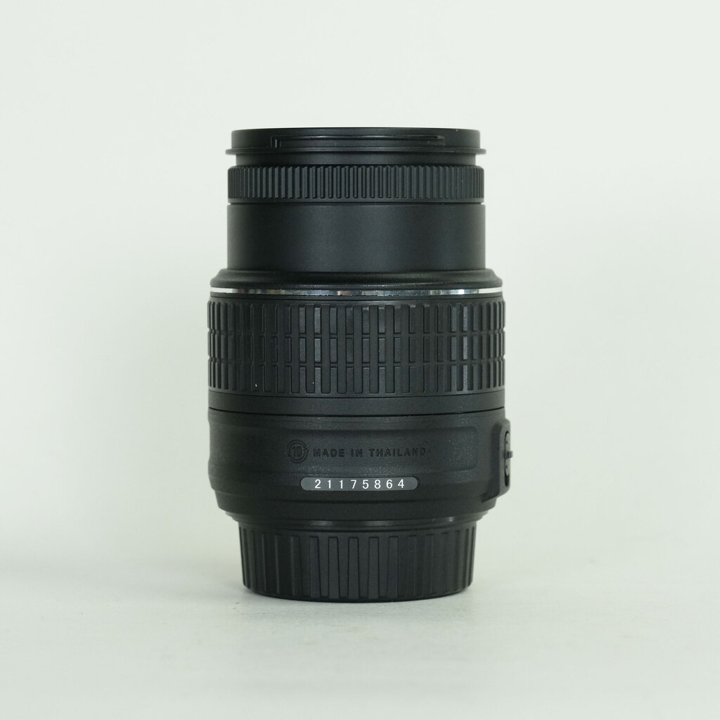 Nikon AF-S DX NIKKOR 18-55mm f3.5-5.6G VR II