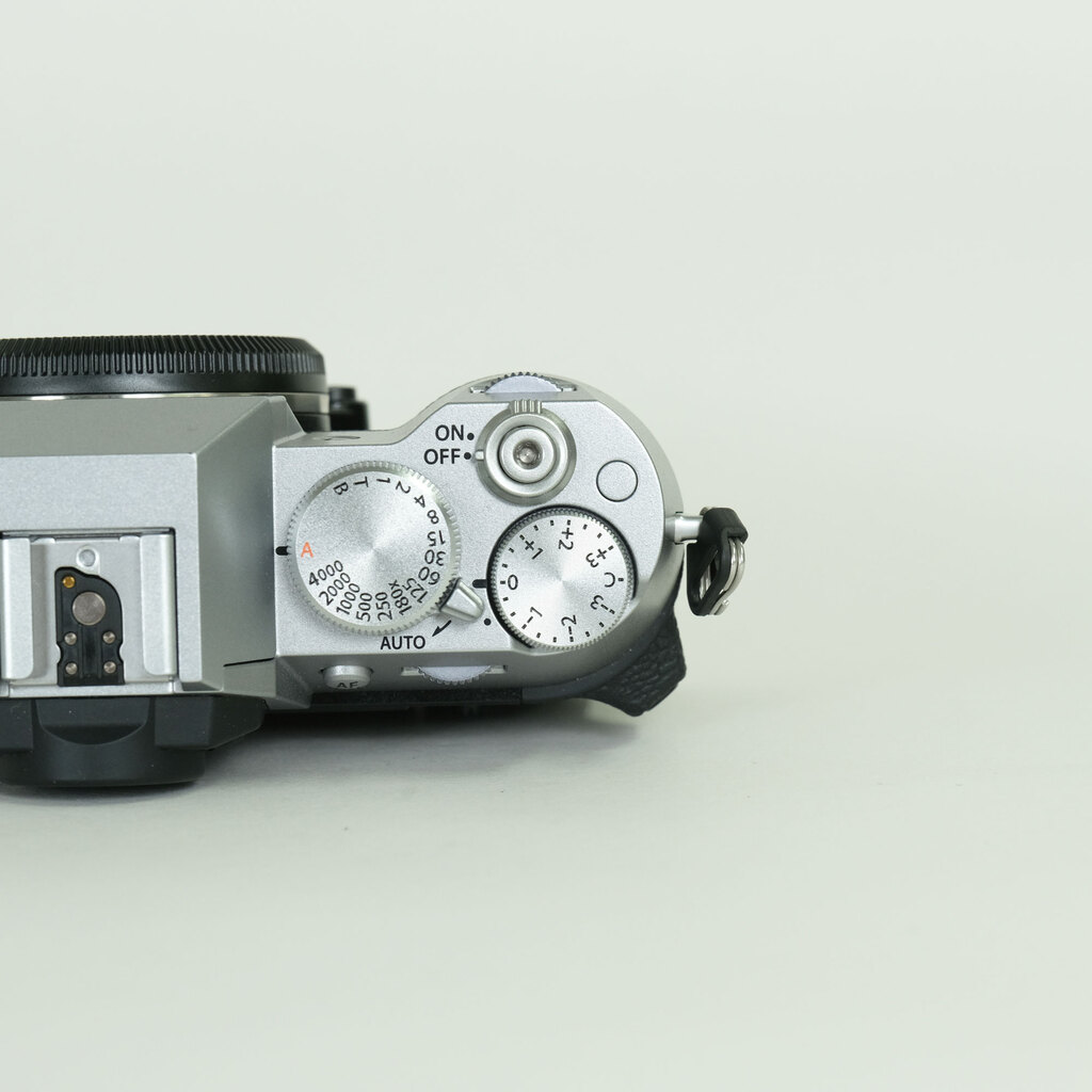 FUJIFILM X-T50