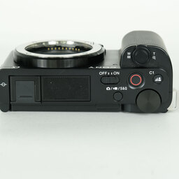 SONY VLOGCAM ZV-E10